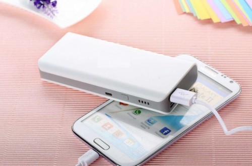 手机移动电源怎么选购比较好 虚假宣传要谨慎