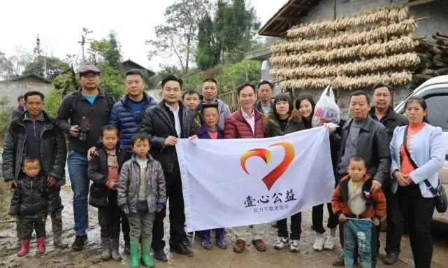 尊龙凯时服饰有哪些品牌