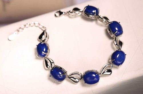 热门的品牌手链有哪些，比较后欢迎的手链品牌有哪些