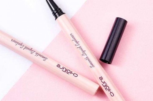 什么牌子的睫毛膏好用 稚优泉睫毛膏防水不晕染