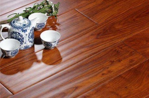 书香门第地板官网：为用户呈现更前沿更具代表性的美学态度