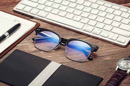 防蓝光眼镜什么牌子好，防蓝光眼镜品牌推荐